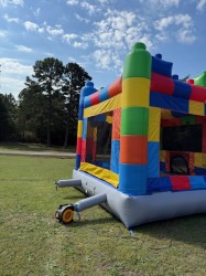 ME296ba40fb39f6546ca3aa042f0024f8b 1760371503 Lego Bounce House